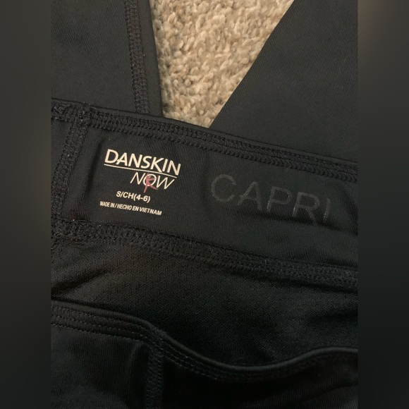 Danskin Crop Leggings - Picture 2 of 2
